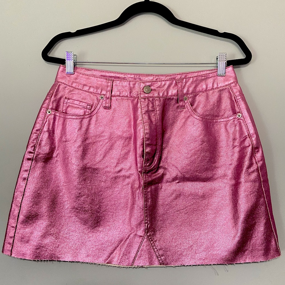Pink shimmery skirt